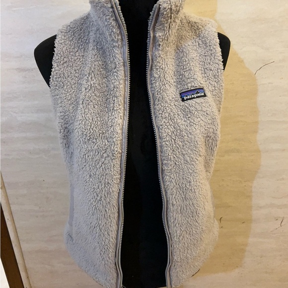 Patagonia Los Gatos Fleece Vest. - Picture 7 of 10